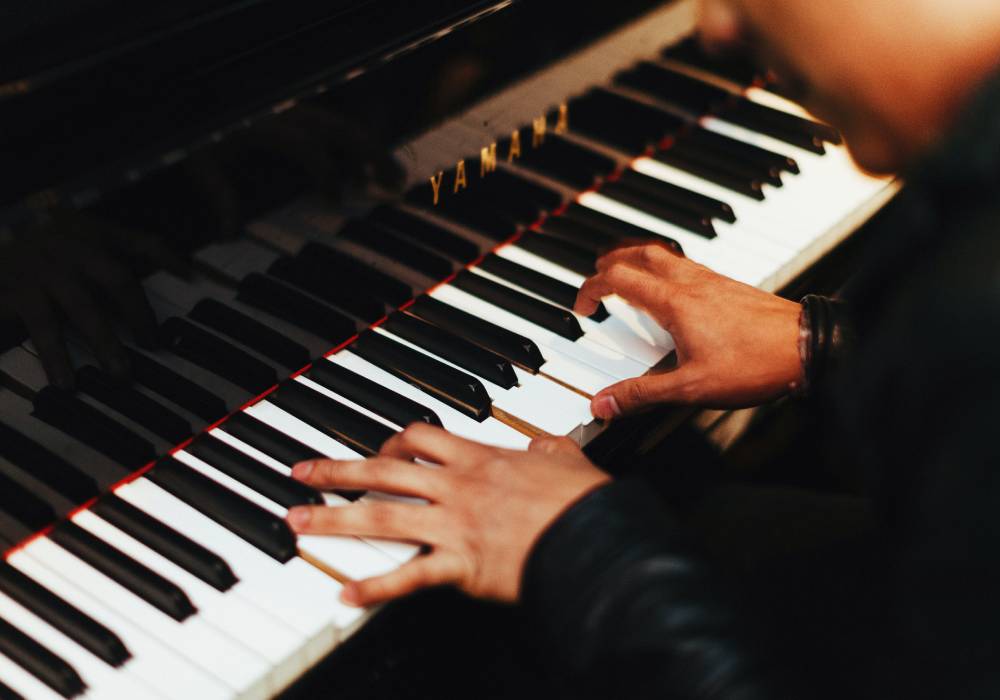 practice playing piano
